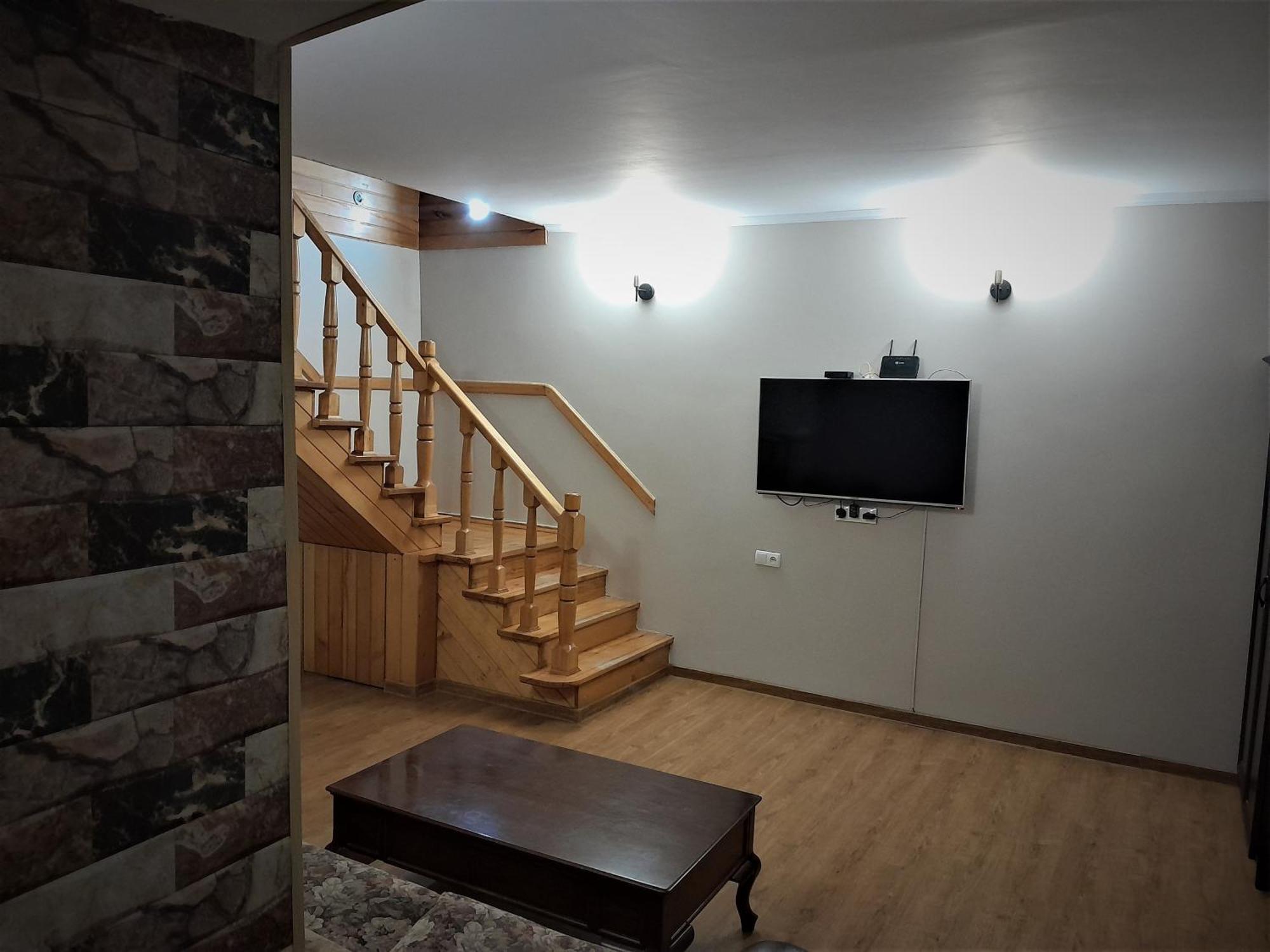Holiday Home Borjomi Bagian luar foto