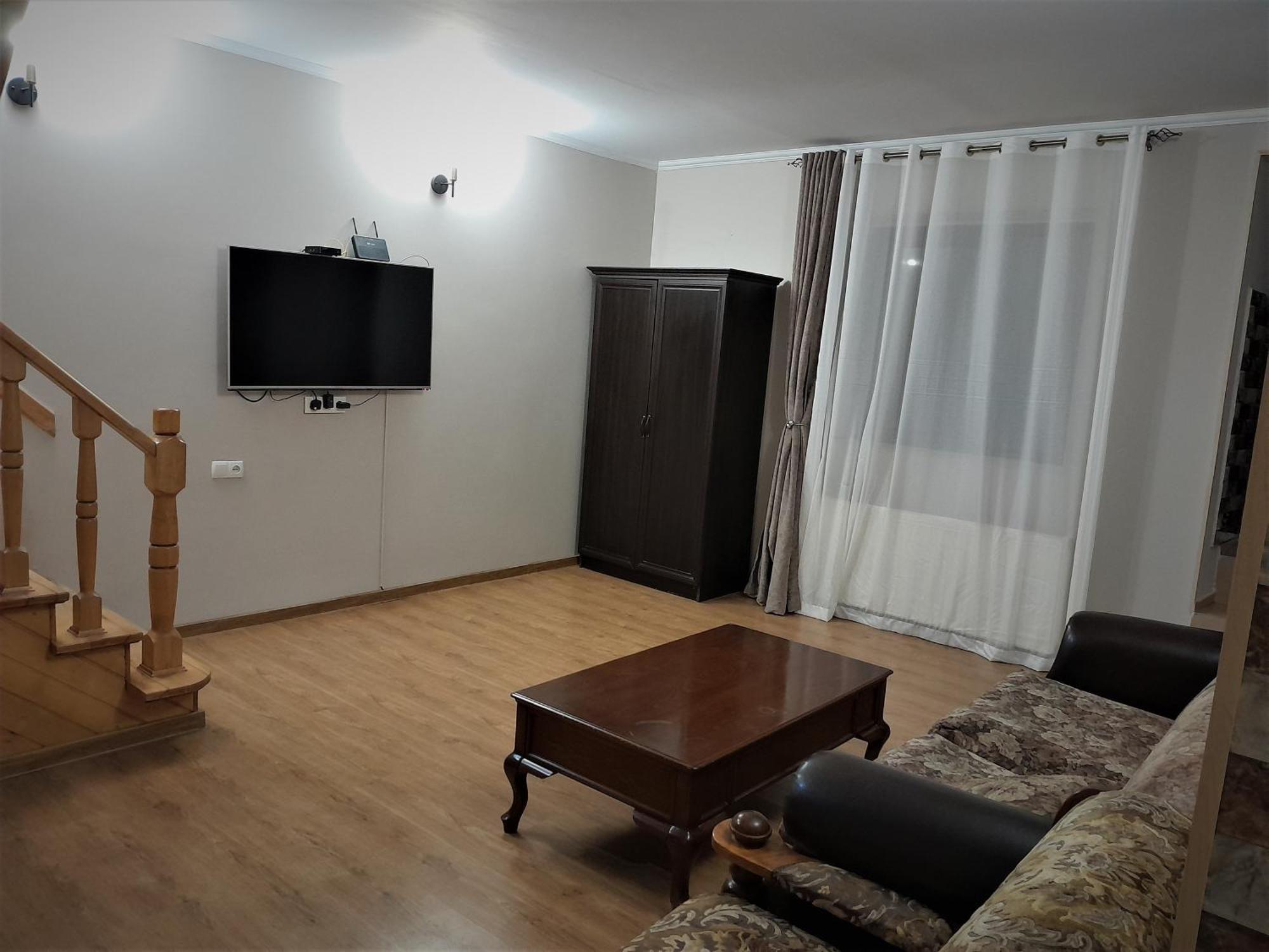 Holiday Home Borjomi Bagian luar foto