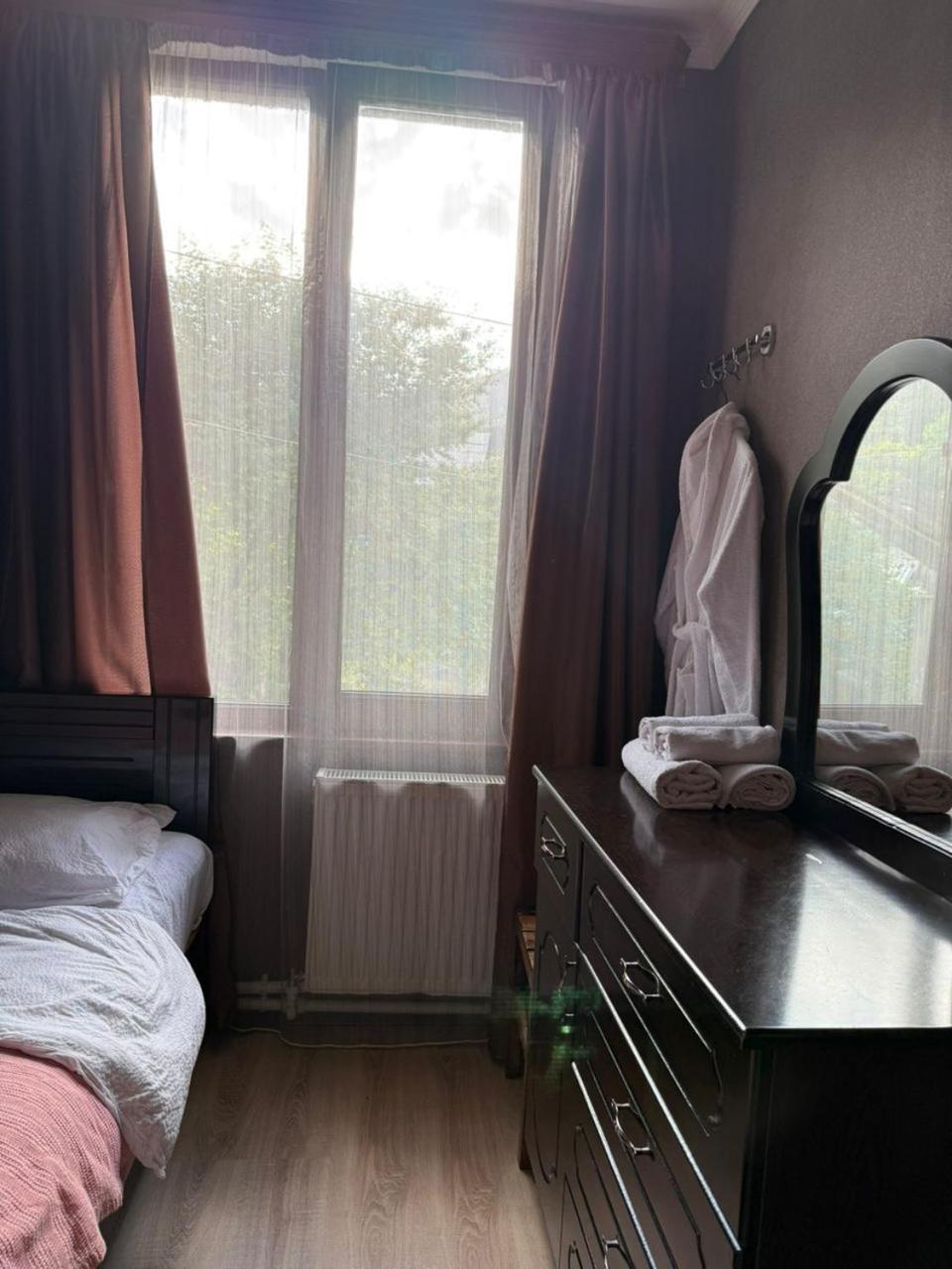 Holiday Home Borjomi Bagian luar foto